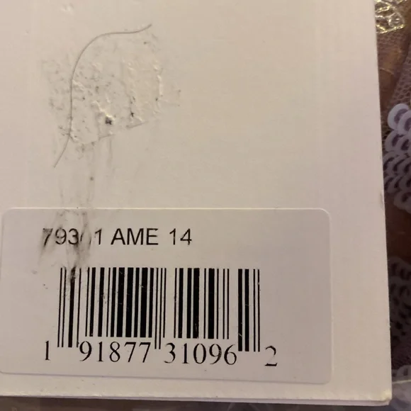 New women Sz 14 Beaded sophisticated gown - Picture 7 of 13